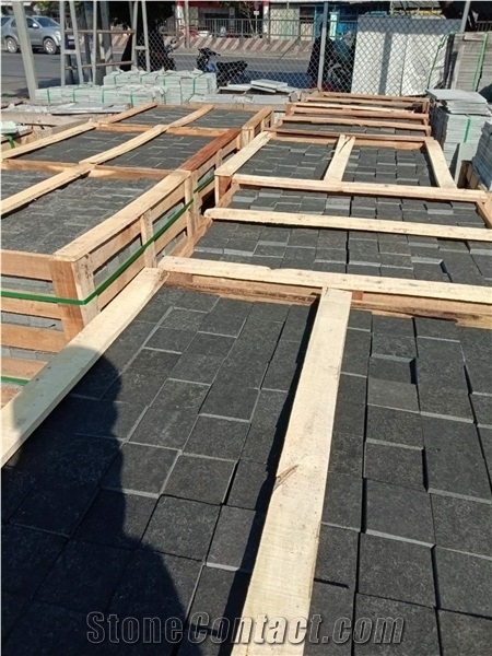 Volcano Cube Basalt Stone Pavers