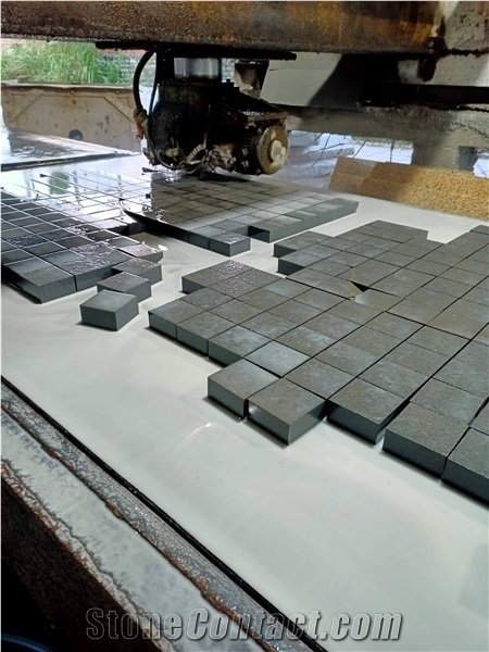 Volcano Cube Basalt Stone Pavers