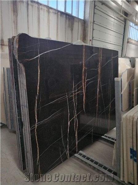 Nive White Marble Slabs
