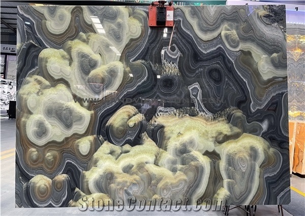 New Green Cloudy Onyx Backlit Onyx Slab