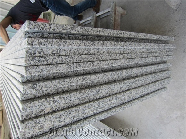 Custom Made Grey Granite Stone Kitchen Counter Top