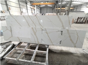 Kitchen Island Calacatta Gold Quartz Countertop