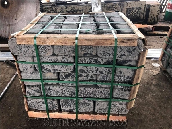 Lava Stone 150 X 300 X 150 /Vietnam Lava Stone