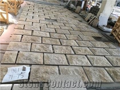 China Rusty Gold Yellow,Sunset Gold Granite G682 Mushroom