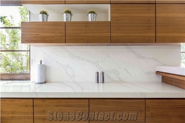 Calacatta Dorada White Quartz Slabs & Tiles