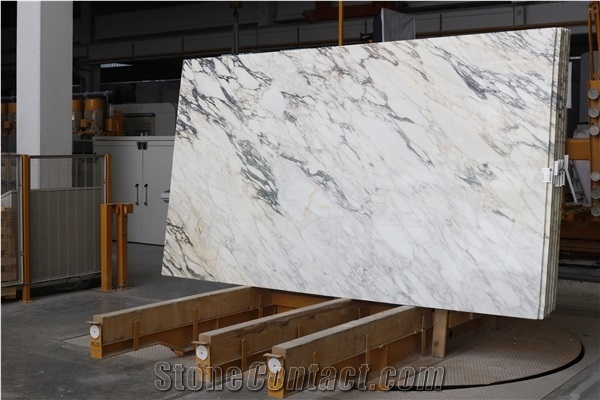 Calacatta Monet Extra Marble Slabs