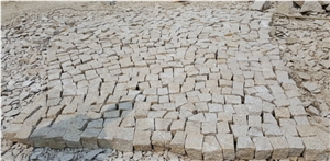 G682 Cube Stone , Yellow Pavers, Irregular Pavement