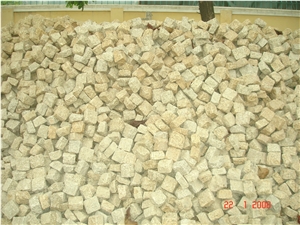 Vietnam Yellow Cubic Granite Cube Stone Vietnam Yellow Cubic Granite Cube Stone
