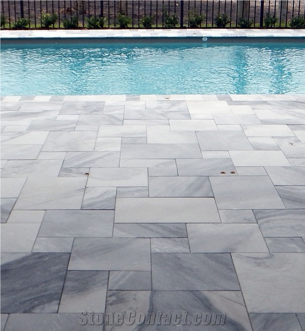 Laizhou White Cloudy and Light Grey Marble Tile