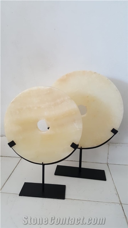 Onyx Coin Decoration