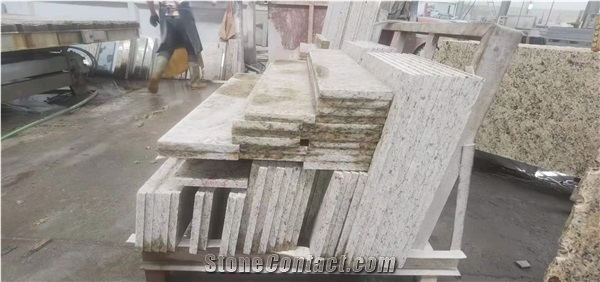 Brazil Golden Ouro Granite Wall Skirting Slab Tiles Cladding