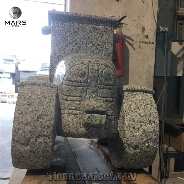 Customized Truck Shape Cemetery Accessaries Granite Statue