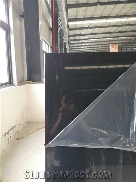 Universal Black Quartz Stone Slab