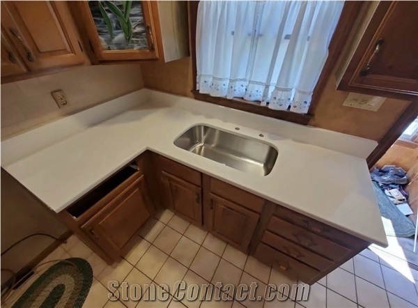 Iced White Stone Countertop Quartz Kitchen Island Tops