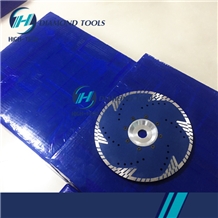 Turbo Saw Blade with Triangle Protective Teeth