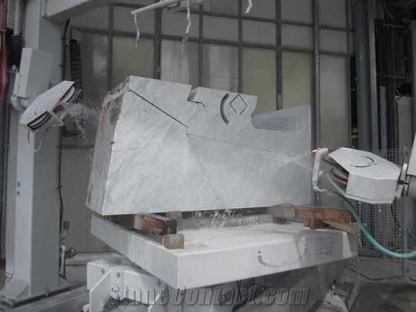 Breton Fuego Multiaxis 11-axis Diamond wire shaping machine