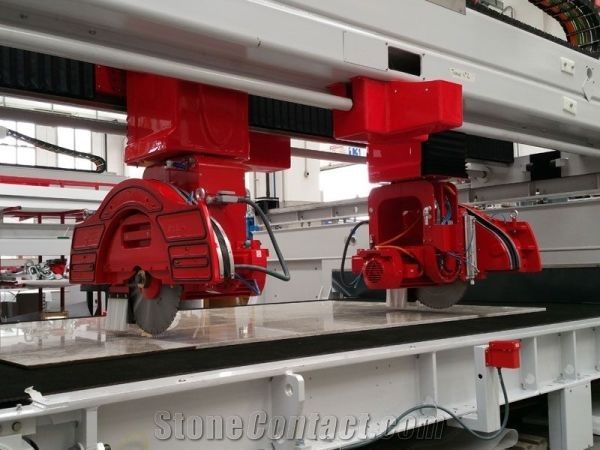 Breton SMART-CUT DUO 2-head CNC cutting centre with 5 Axis