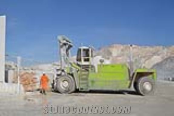 TUP 50/55-1200 series are Compact Forklift Trucks