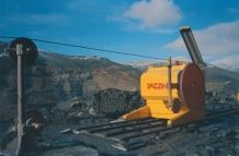 Series 1000 - Diamond wire cutting machine for quarry