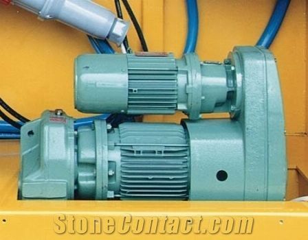 Series 1000 - Diamond wire cutting machine for quarry