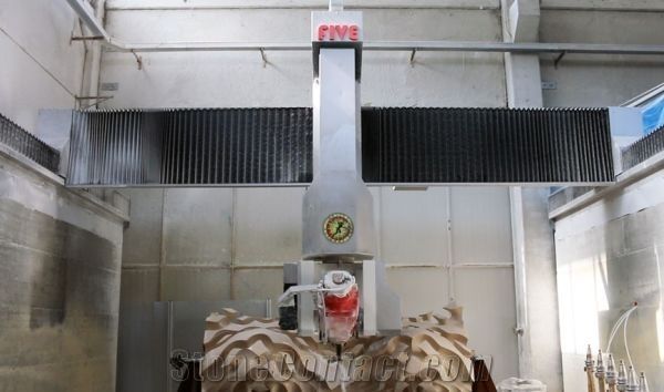 5-axis Machining center and Bridge saw