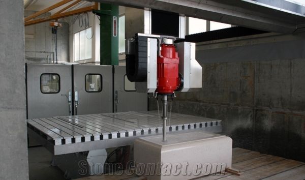 5-axis Machining center and Bridge saw