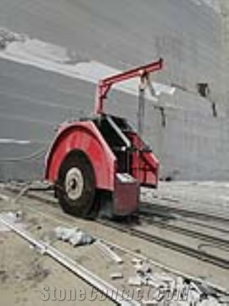 Mining stone block cutting machine