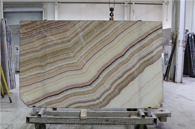 Onice Brioche Slab