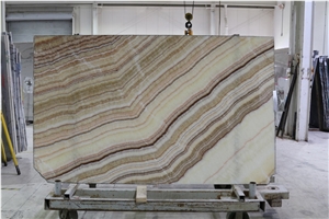 Onice Brioche Slab
