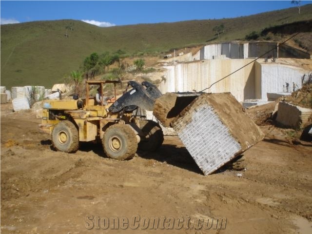 Branco Kashmir Granite Quarry