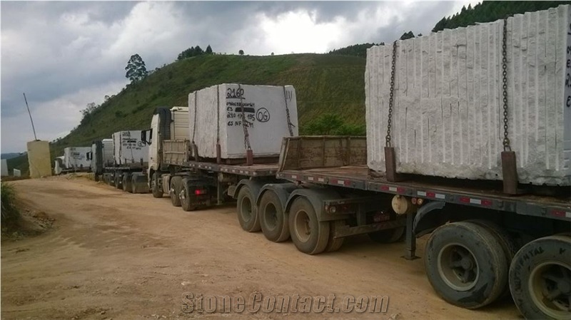 Branco Kashmir Granite Quarry