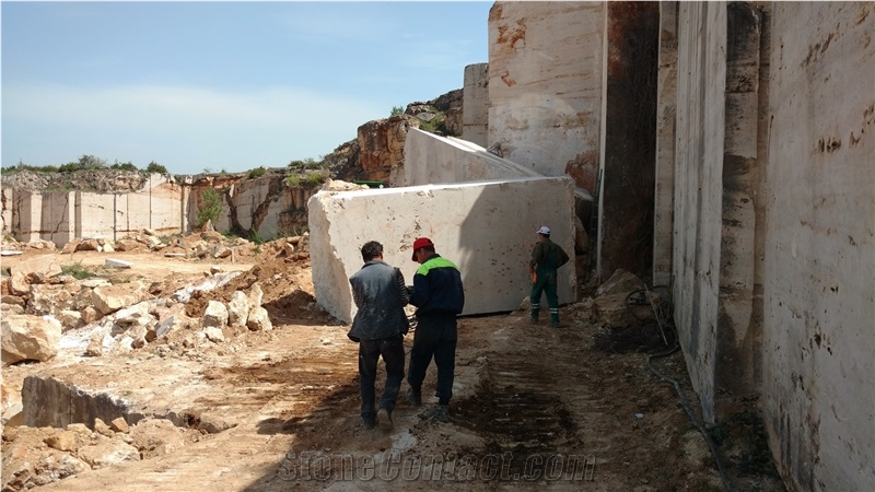 Sublime Stone - Matka Travertine, Matka Noche Travertine Quarry