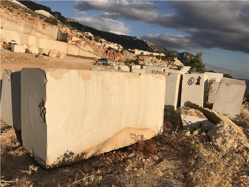 Crema Novita Marble Ermenek Quarry
