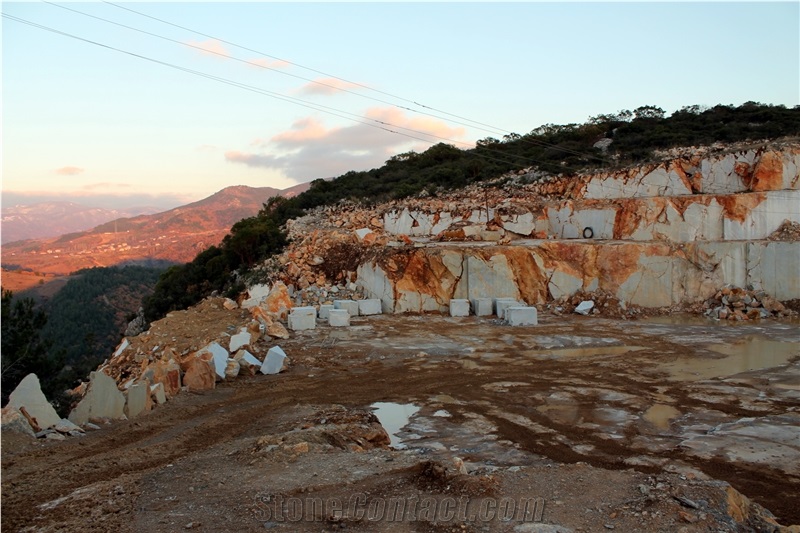 Alexander Grey Marble Quarry