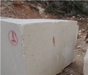 Crema Nova Marble Quarry
