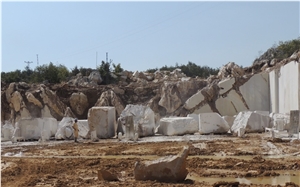 Golden Beige Marble Quarry