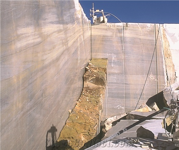 Cantera Grey Venato - Sierra Elvira Venato Quarry