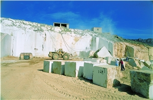 Perlato Imperial Quarry