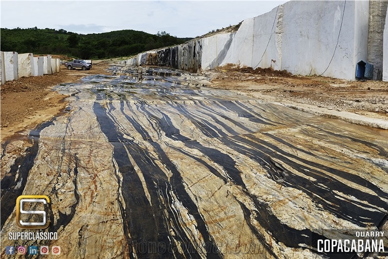 Copacabana Granite - Black Horse Granite- Quarry