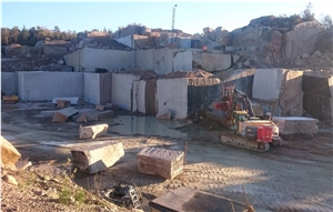 Tranas Red Granite Quarry