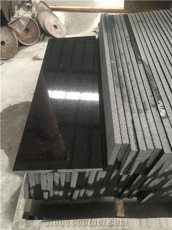 Platinum black granite, Black Granite Quarry