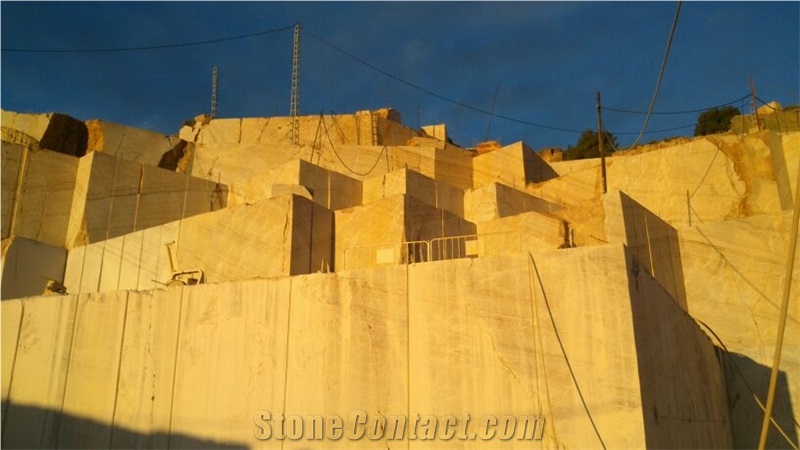 Crema Siena Quarry