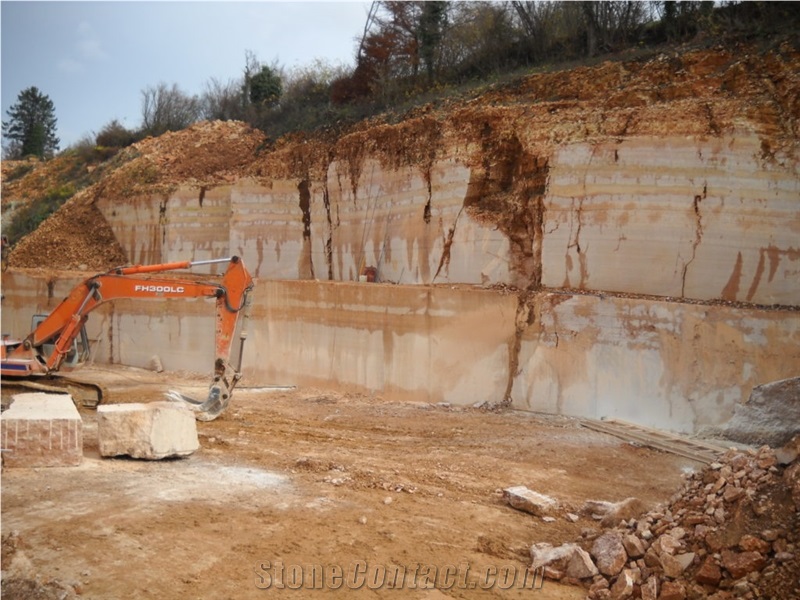 Rosso Verona Quarry