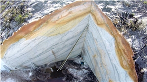 Infinity White - White Macaubas, Super White Quartzite Quarry
