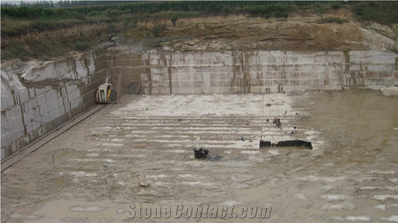 G350 Granite Quarry- Yellow Rusty Granite