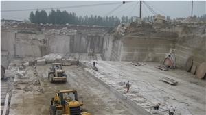 G350 Granite Quarry- Yellow Rusty Granite