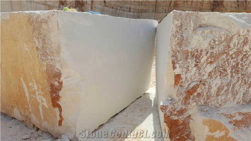 Trani Cocciolato, Trani Classico, Trani Chiaro, Trani Unito Quarry
