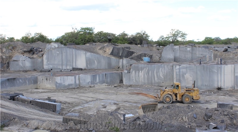 Baobab Brown - Brown Antique Granite Quarry