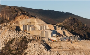 Crema Terra Granite Quarry Crema Terra Granite Quarry