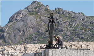 Crema Terra Granite Quarry